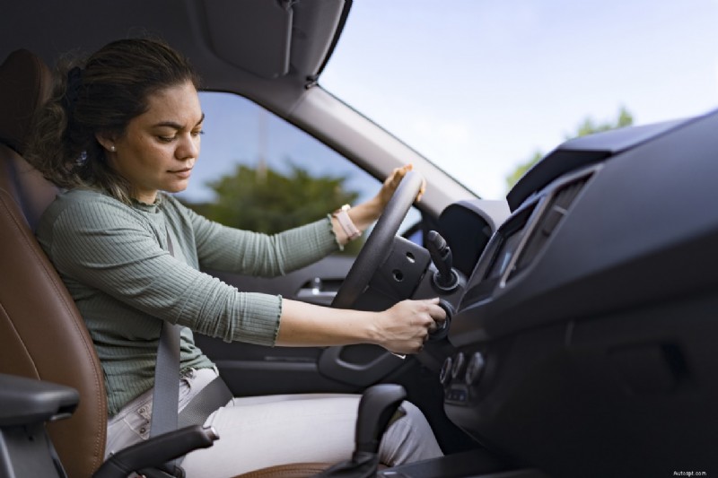 Bradex Easy Start:hoe het werkt en hoe u het kunt gebruiken voor een betrouwbare motorontsteking 