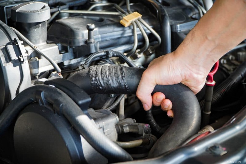 Diagnose van problemen met autoradiatorslangen:tips en oplossingen van experts 