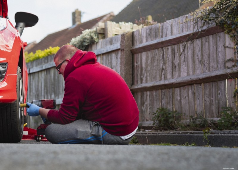 Bespaar geld en verleng de levensduur van uw auto met bewezen doe-het-zelf-onderhoudstips 