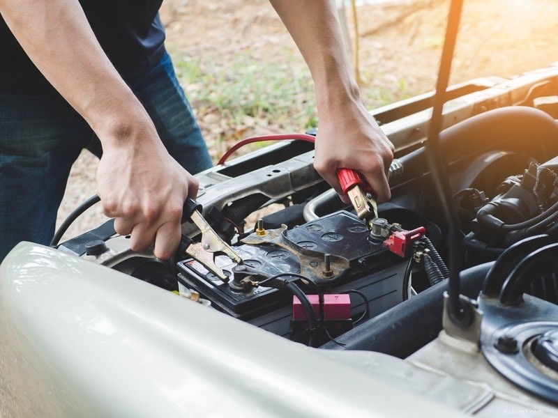 Bescherm uw voertuig:5 essentiële batterijcontroles voor betrouwbaar rijden in de winter 
