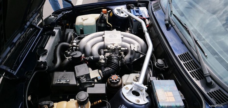 Piston Slap begrijpen:symptomen, oorzaken en reparatieopties 