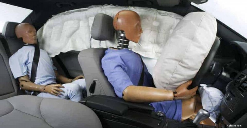 Kosten voor vervanging van airbags:wat u moet weten 