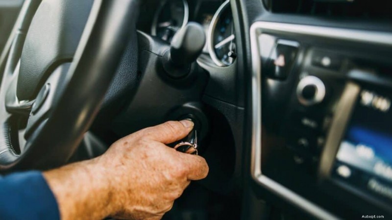Waarom uw auto niet start terwijl radio en verlichting werken:diagnose en snelle oplossingen 