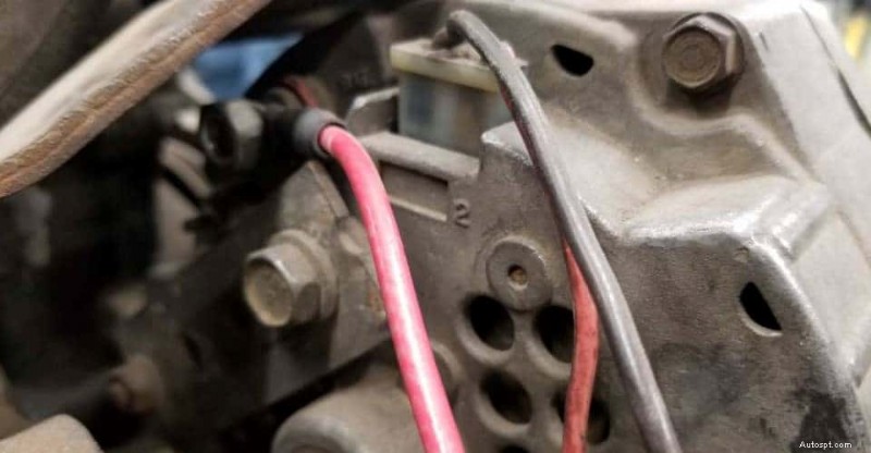 Waarom uw auto moeite heeft om te starten, maar wel goed rijdt:veelvoorkomende oorzaken en oplossingen 